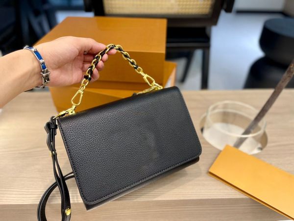 designer bag women cross body bag twist denim shoulder bags women leather classic adjustable chain handbag diagonal span elegant shoulder ba
designer bag women cross body bag twist denim shoulder bags women leather classic adjustable chain handbag diagonal span elegant shoulder ba