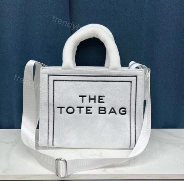 fashio the tote belt bag for women hangbag designer wallet luxury faux fur laptravel shoulder crossbody bags large capacity hangbags plush s
fashio the tote belt bag for women hangbag designer wallet luxury faux fur laptravel shoulder crossbody bags large capacity hangbags plush s