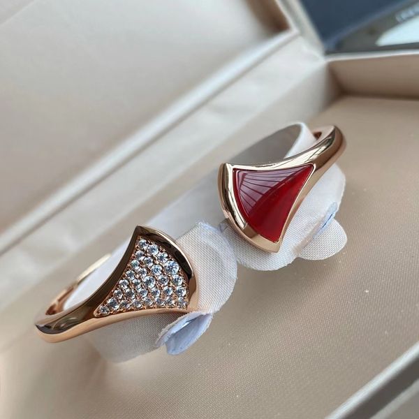 designer bracelets women charm luxury bangle bracelet trend fashion studded with diamonds bracelets boutique gift jewelry, Black
designer bracelets women charm luxury bangle bracelet trend fashion studded with diamonds bracelets boutique gift jewelry, Black