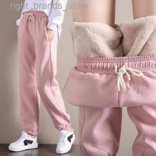 women's pants capris winter women gym sweatpants workout fleece trousers solid thick warm winter female sport pants running pantalones, Black;white
women's pants capris winter women gym sweatpants workout fleece trousers solid thick warm winter female sport pants running pantalones, Black;white