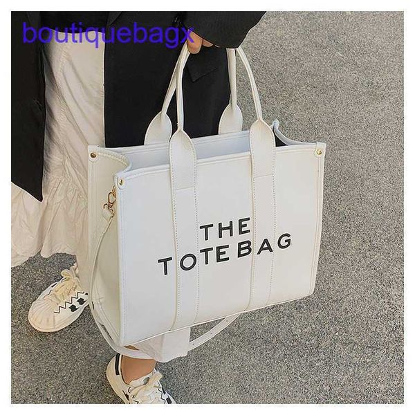 designer bags tote marc's jacob leather luxury handbag new fashion large capacity summer simple messenger shoulderbag
designer bags tote marc's jacob leather luxury handbag new fashion large capacity summer simple messenger shoulderbag