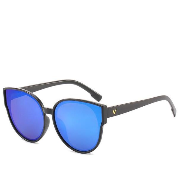2023 wholesale designer round sunglasses original eyeglasses outdoor shades frame classic lady mirrors for women men driving sun, White;black
2023 wholesale designer round sunglasses original eyeglasses outdoor shades frame classic lady mirrors for women men driving sun, White;black