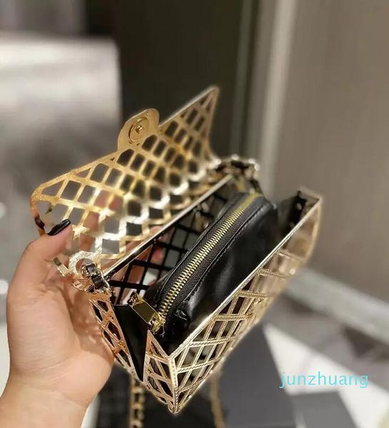 edition limited luxury women shoulder bag cross body package high 1515 metal braiding hollow out internal leather zipper wallet design vinta
edition limited luxury women shoulder bag cross body package high 1515 metal braiding hollow out internal leather zipper wallet design vinta