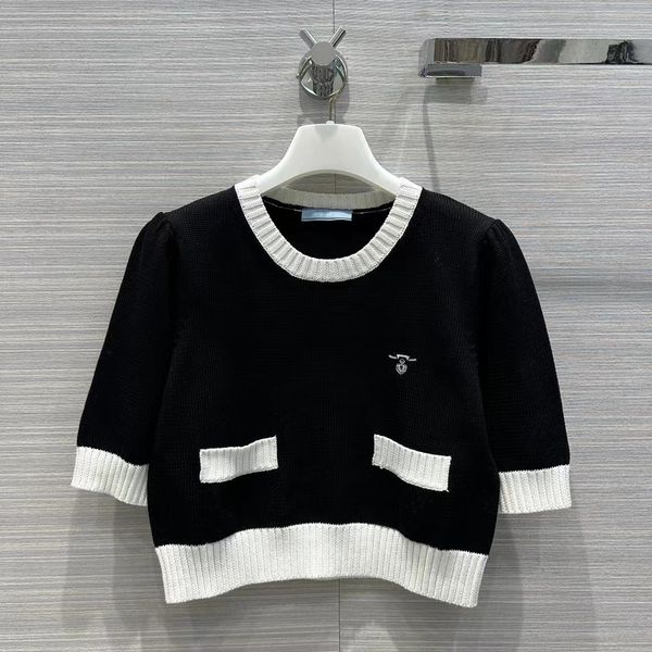 2023 fashion women's knitwear designer sweater braided floral solid color wool casual women's knitted sweaters, White;black
2023 fashion women's knitwear designer sweater braided floral solid color wool casual women's knitted sweaters, White;black