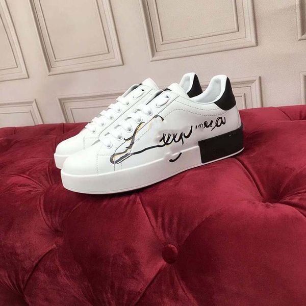 mans arrival casual shoes white black red fashion mens women leather breathable shoes open low sports sneakers hchgfd00001
mans arrival casual shoes white black red fashion mens women leather breathable shoes open low sports sneakers hchgfd00001
