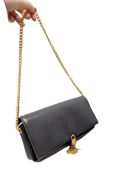 2022 summer new women's bag designer bag single shoulder messenger carrying chain large capacity fashion matching
2022 summer new women's bag designer bag single shoulder messenger carrying chain large capacity fashion matching