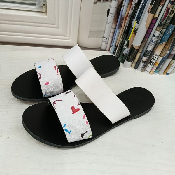 luxury designer women flat mule monograms old flower thong sandal slippers sandals lock it flat outdoor beach slipper summer ladies beach fl, Black
luxury designer women flat mule monograms old flower thong sandal slippers sandals lock it flat outdoor beach slipper summer ladies beach fl, Black