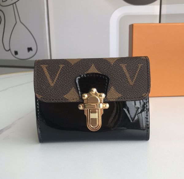 fashion designer wallets luxury short purse women clutch bags highs quality flower letter coin purses ladies card holder with original box d, Red;black
fashion designer wallets luxury short purse women clutch bags highs quality flower letter coin purses ladies card holder with original box d, Red;black