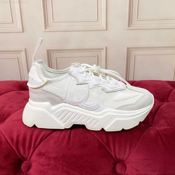 2022 designer shoes men luxury designers sneaker women platform leather casual shoe low lace up sneakers with clear sole ngl9z, Red;white
2022 designer shoes men luxury designers sneaker women platform leather casual shoe low lace up sneakers with clear sole ngl9z, Red;white