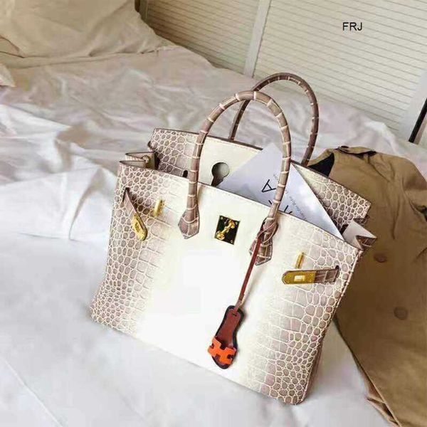 designer bags birkin handbags herme tote bag 2023 new thai crocodile womens bag himalayan white classic handheld commuter bag have logo frj
designer bags birkin handbags herme tote bag 2023 new thai crocodile womens bag himalayan white classic handheld commuter bag have logo frj