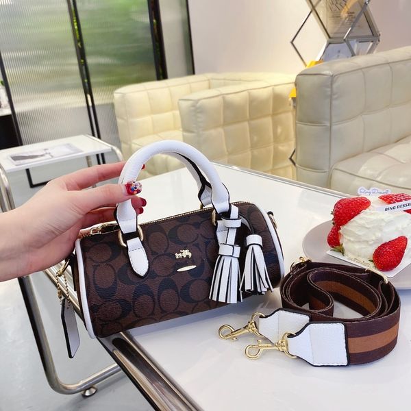 fashion women wallet clutch lady ladies long wallet leather single zipper wallets classical coin purse card holder, Red;black
fashion women wallet clutch lady ladies long wallet leather single zipper wallets classical coin purse card holder, Red;black