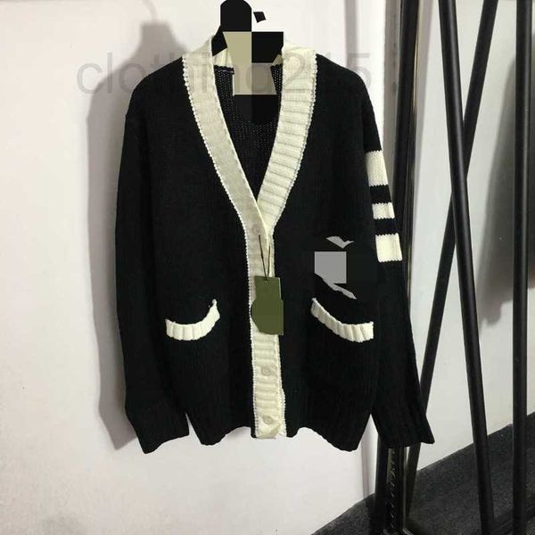 women's sweaters designer 2022 autumn brand same style long sleeve v neck cardigan black sweater women clothes eop8, White;black
women's sweaters designer 2022 autumn brand same style long sleeve v neck cardigan black sweater women clothes eop8, White;black