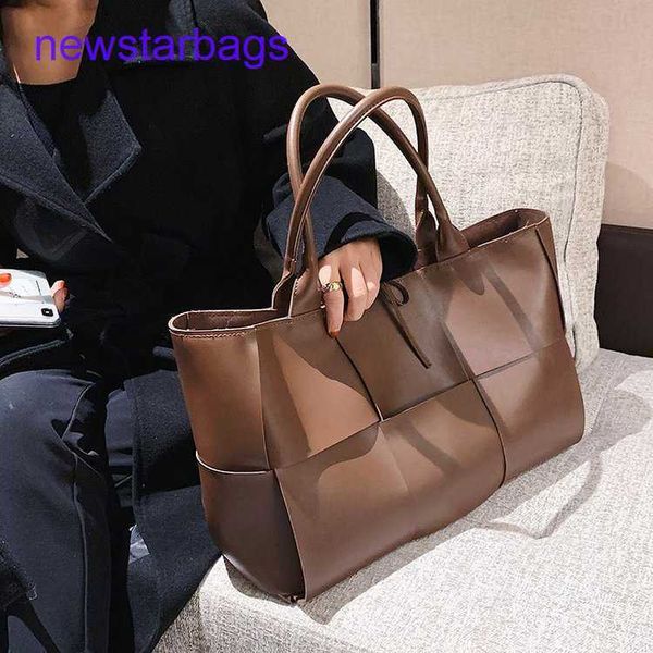 arco woven tote bags designer bottegs venets large female 2023 new korean textured shoulder large capacity tote bag portable women's
arco woven tote bags designer bottegs venets large female 2023 new korean textured shoulder large capacity tote bag portable women's