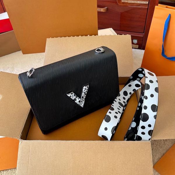 5a designer shoulder bags luxury outdoors women handbags tote real leather bag lady plaid purses duffle luggage by 1978 006
5a designer shoulder bags luxury outdoors women handbags tote real leather bag lady plaid purses duffle luggage by 1978 006