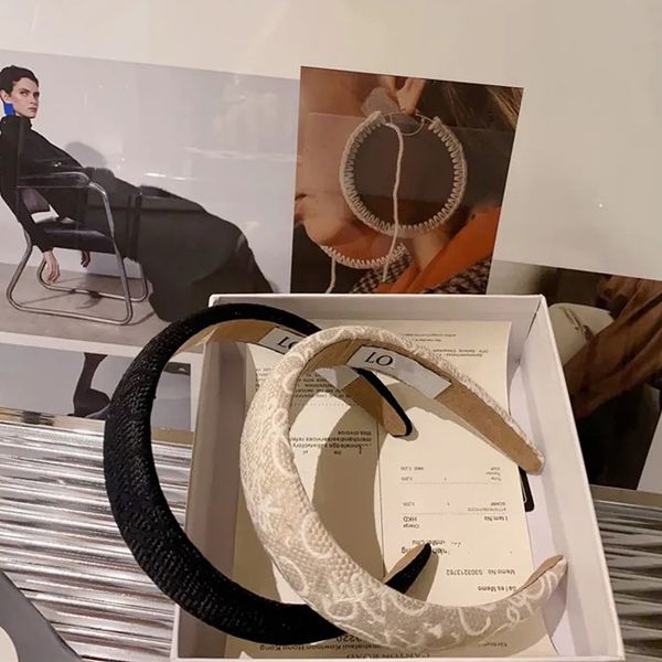 2colors luxury lo brand designers headbands letter printing beige black cloth sports headband outdoor indoor makeup hair accessories, Silver
2colors luxury lo brand designers headbands letter printing beige black cloth sports headband outdoor indoor makeup hair accessories, Silver