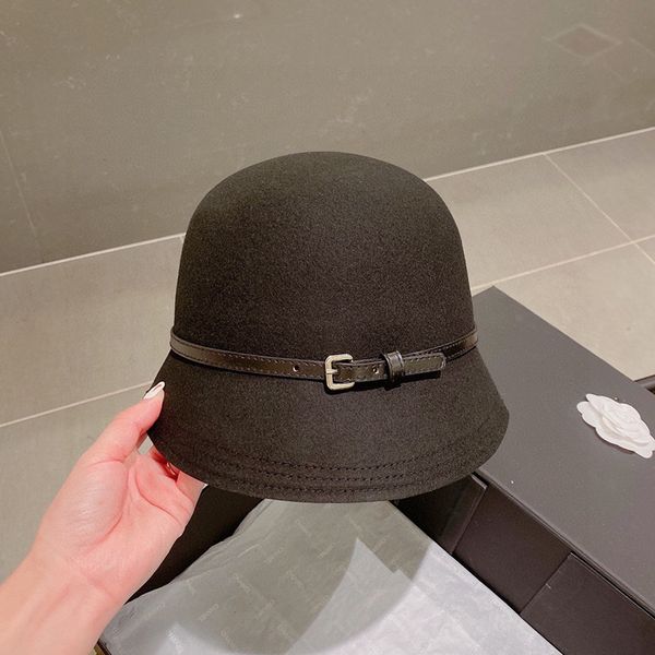 wool fashion bucket hats for women designer hat winter warm buckle bowler hat fitted casquette luxury baseball cap bonnet beanies 2302166bf, Blue;gray
wool fashion bucket hats for women designer hat winter warm buckle bowler hat fitted casquette luxury baseball cap bonnet beanies 2302166bf, Blue;gray