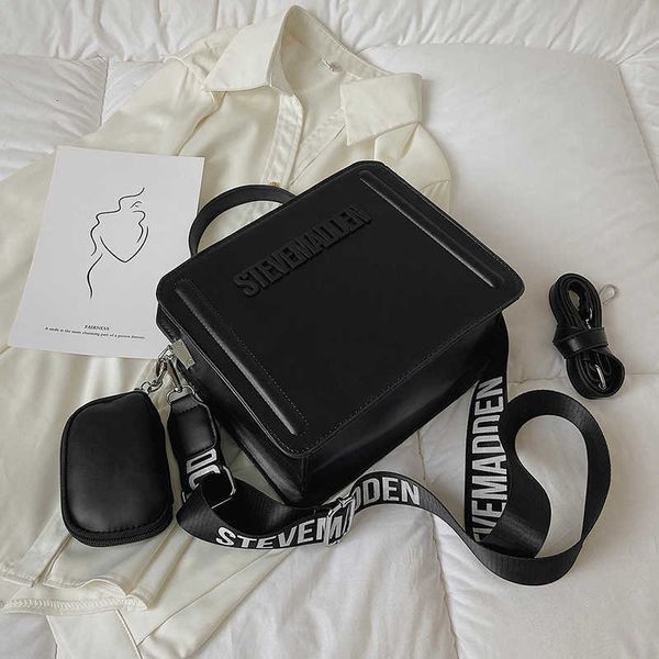 2023 fashion trend women handbags fashion letter small square new large capacity shoulder cross-body bucket portable women's bag 65% of
2023 fashion trend women handbags fashion letter small square new large capacity shoulder cross-body bucket portable women's bag 65% of