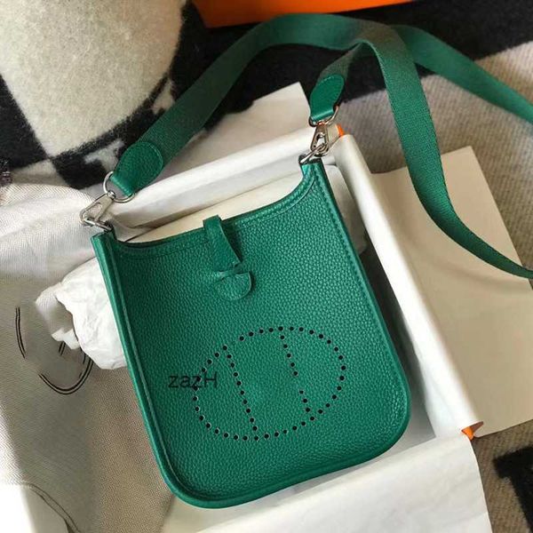 layer 2023 evelynes tote bag h family herme cowhide lychee pattern single shoulder bags messenger women's leisure versatile bucket evel
layer 2023 evelynes tote bag h family herme cowhide lychee pattern single shoulder bags messenger women's leisure versatile bucket evel