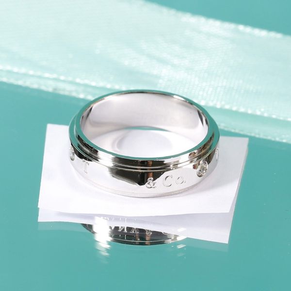 luxurys designers ring simples design sense gold silver rose gold ring ladies classic diamond rng simple rings birthday gift good
luxurys designers ring simples design sense gold silver rose gold ring ladies classic diamond rng simple rings birthday gift good