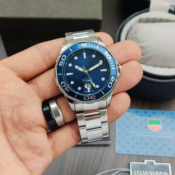 2023 men's luxury quartz watch fashion leisure three-pin timing multi-function calendar luminous waterproof watch steel strap watches, Slivery;brown
2023 men's luxury quartz watch fashion leisure three-pin timing multi-function calendar luminous waterproof watch steel strap watches, Slivery;brown