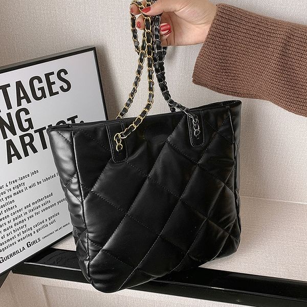 fashion leather shoulder bags luxury purse chain cross body with chlogo letters lattice women bag new design handbags lady crossbody handbag
fashion leather shoulder bags luxury purse chain cross body with chlogo letters lattice women bag new design handbags lady crossbody handbag