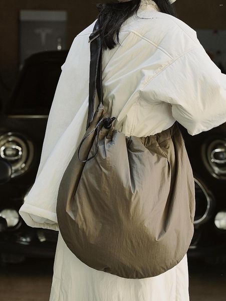 shoulder bags large-capacity korean style casual street fashion simple messenger bag lazy sports outdoor commuting nylon handbag
shoulder bags large-capacity korean style casual street fashion simple messenger bag lazy sports outdoor commuting nylon handbag