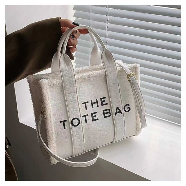 23s luxury designer the tote bags for women pu leather branded hand shoulder female large crossbody handbags 2022
23s luxury designer the tote bags for women pu leather branded hand shoulder female large crossbody handbags 2022