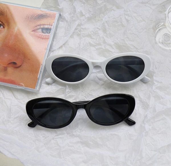 2022 wholesale designer round sunglasses original eyeglasses outdoor shades frame fashion classic lady mirrors for women men driving sun, White;black
2022 wholesale designer round sunglasses original eyeglasses outdoor shades frame fashion classic lady mirrors for women men driving sun, White;black