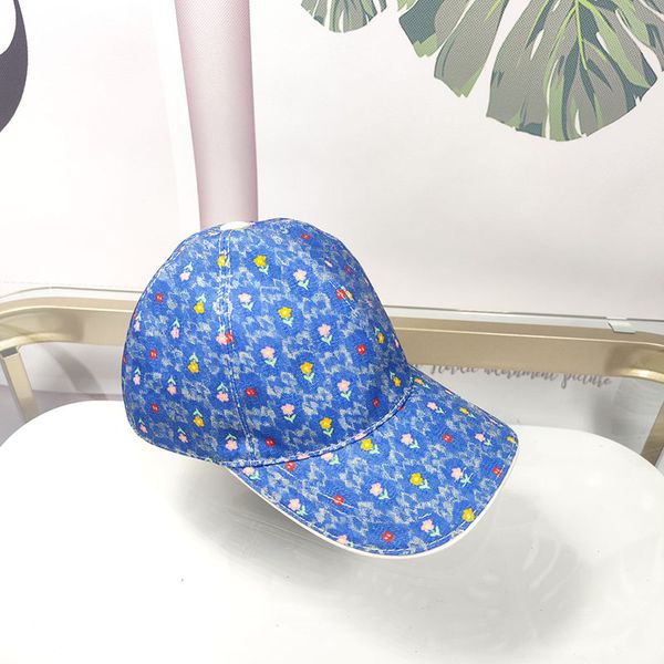 luxury designer baseball cap fashion classic style men and women universal flower design sunshade outdoor travel applicability good nice, Blue;gray
luxury designer baseball cap fashion classic style men and women universal flower design sunshade outdoor travel applicability good nice, Blue;gray