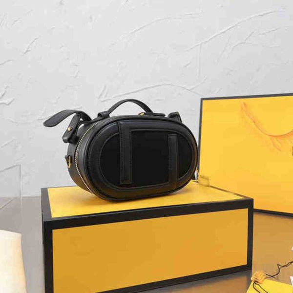 shoulder bags evening bags oval camera packs women fashion handbag shoulder leather luxury designer bags crossbody female purses 220307
shoulder bags evening bags oval camera packs women fashion handbag shoulder leather luxury designer bags crossbody female purses 220307