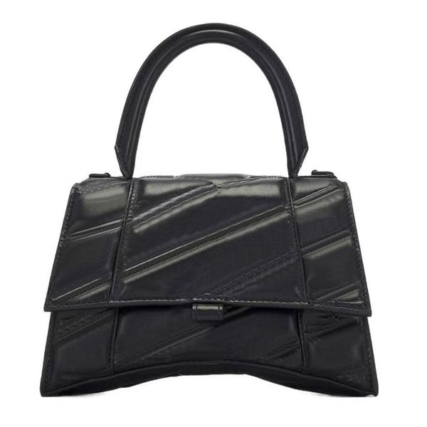 half moon shoulder bag handbags fashion letter embossing crossbody bags leather metal hardware hasp flap cell phone pocket removable strap c
half moon shoulder bag handbags fashion letter embossing crossbody bags leather metal hardware hasp flap cell phone pocket removable strap c