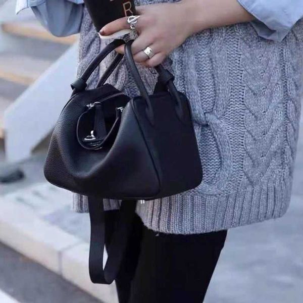 designer herme lindi bags online outlet korea dongmen new lychee pattern mini doctor versatile pillow single-shoulder handheld crossbody 46u
designer herme lindi bags online outlet korea dongmen new lychee pattern mini doctor versatile pillow single-shoulder handheld crossbody 46u