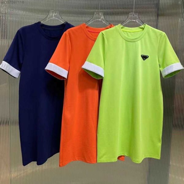 casual 23ss designer summer luxury dresses triangle label casual women's t-shirt dress fashion round neck short sleeve elegant dres k8, Black;gray
casual 23ss designer summer luxury dresses triangle label casual women's t-shirt dress fashion round neck short sleeve elegant dres k8, Black;gray