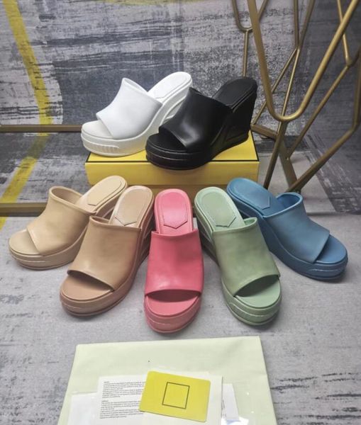 2022 paris women luxurys designers sandals slippers fashion summer girls beach womens sandal slides flip flops loafers embroidered shoes lar, Black
2022 paris women luxurys designers sandals slippers fashion summer girls beach womens sandal slides flip flops loafers embroidered shoes lar, Black