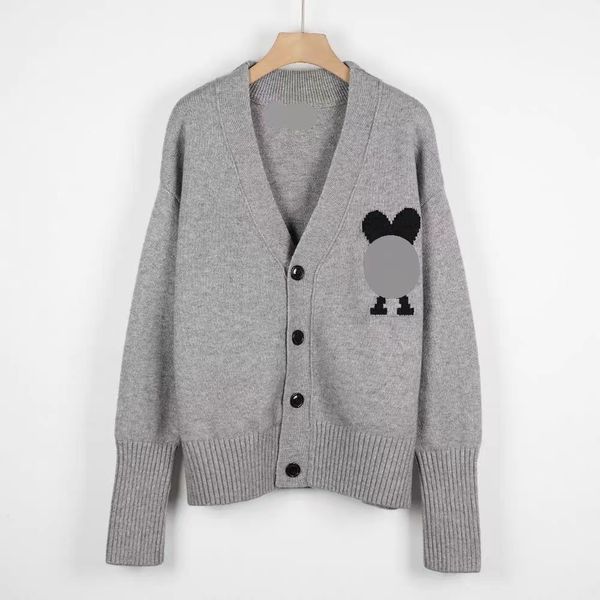 designer men's and women's sweaters 2023 new black letter love jacquard turn sleeve v-neck knitted cardigan coat model, White;black
designer men's and women's sweaters 2023 new black letter love jacquard turn sleeve v-neck knitted cardigan coat model, White;black