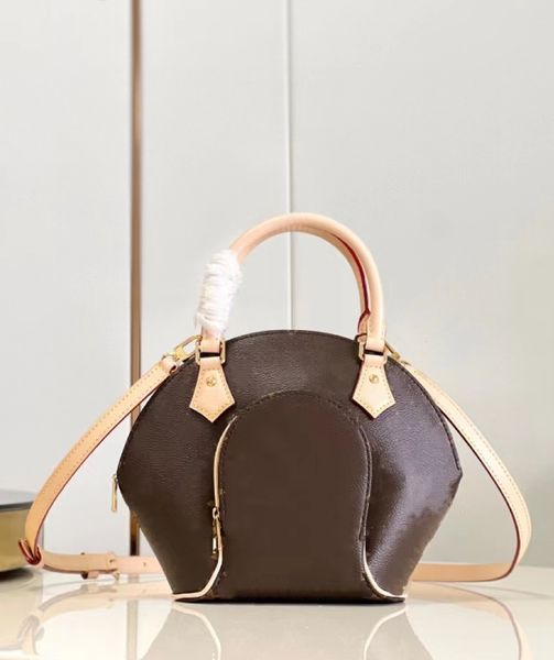 luxury brand totes shoulder bags the est gold coin tag of the season hobo hippie oil wax calfskin antique hardware m50156 c28g
luxury brand totes shoulder bags the est gold coin tag of the season hobo hippie oil wax calfskin antique hardware m50156 c28g