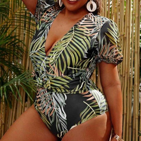 siamese plus size bikini digital printing short sleeve deep v womens swimsuit, White;black
siamese plus size bikini digital printing short sleeve deep v womens swimsuit, White;black