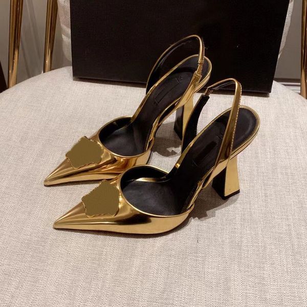 basketball shoes dress latest fashion pink patent leather high-heeled pointed decorative pump 11cm dinner luxury designer sandals
basketball shoes dress latest fashion pink patent leather high-heeled pointed decorative pump 11cm dinner luxury designer sandals