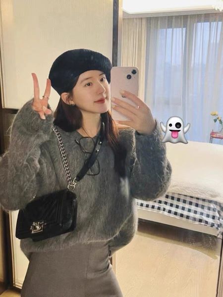 stingy brim hat ladies allmatch solid color fashion hat 7 colors female wool blend knitted beret cap 230215, Blue;gray
stingy brim hat ladies allmatch solid color fashion hat 7 colors female wool blend knitted beret cap 230215, Blue;gray
