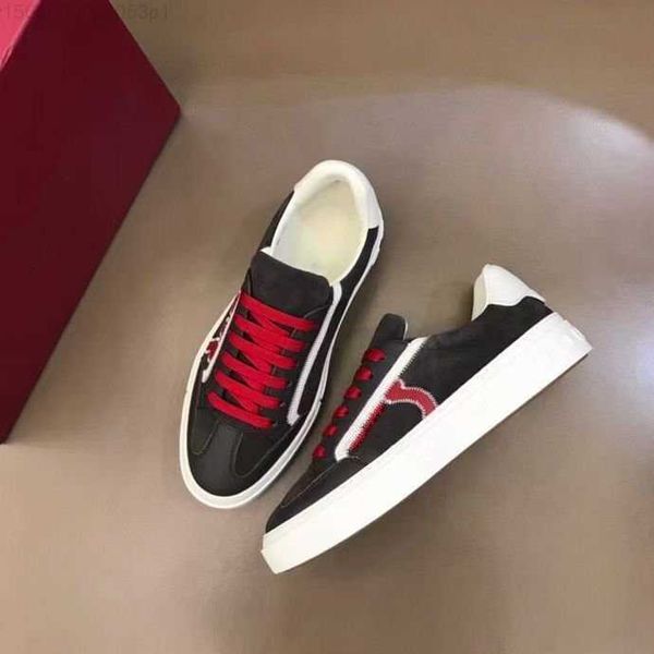 2022new men's fashion leather sneakers daily casual shoes embroidered pattern mjh, Red;white
2022new men's fashion leather sneakers daily casual shoes embroidered pattern mjh, Red;white
