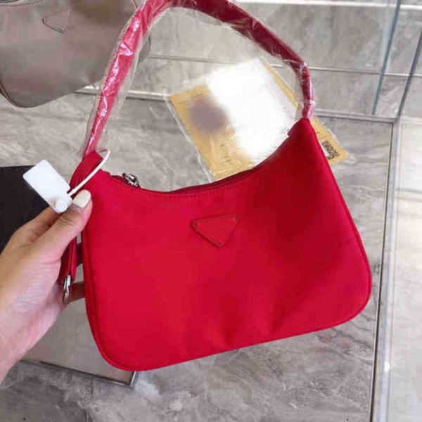 shoulder bags evening bag clutch bags women classic handbag shoulder leather designer wild crossbody female purses 1019
shoulder bags evening bag clutch bags women classic handbag shoulder leather designer wild crossbody female purses 1019