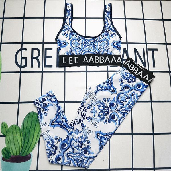 deisgner swimsuit swimwear letters bathing suit sleeveless bras pants personality beachwear diving vest tight
deisgner swimsuit swimwear letters bathing suit sleeveless bras pants personality beachwear diving vest tight