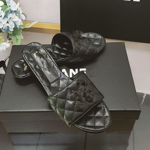 designer slippders for women 2023 quilted mules interlocking slide logo sandal slip on flat mule c buckle slipper paris black white embossed
designer slippders for women 2023 quilted mules interlocking slide logo sandal slip on flat mule c buckle slipper paris black white embossed