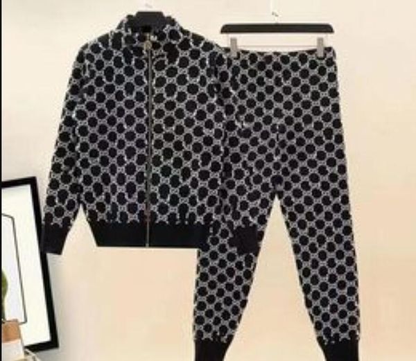 2 piece pants set women tracksuits sweater for knit designer luxury dunks casual jacket trousers two pieces set jogging suit, Gray
2 piece pants set women tracksuits sweater for knit designer luxury dunks casual jacket trousers two pieces set jogging suit, Gray