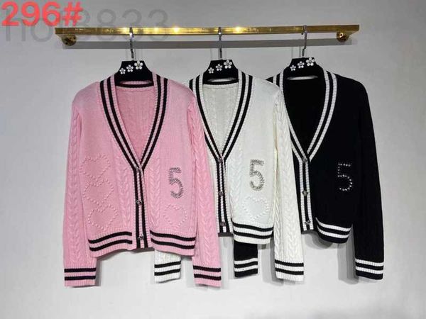 women's sweaters designer milan runway autumn women brand same style long sleevev neck womens 1ww6, White;black
women's sweaters designer milan runway autumn women brand same style long sleevev neck womens 1ww6, White;black