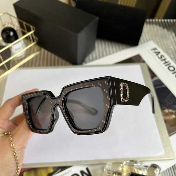 outdoor glasses luxury brand men sunglasses designer women thickened polarized sunglasses high-quality frame letter goggles fashion, White;black
outdoor glasses luxury brand men sunglasses designer women thickened polarized sunglasses high-quality frame letter goggles fashion, White;black