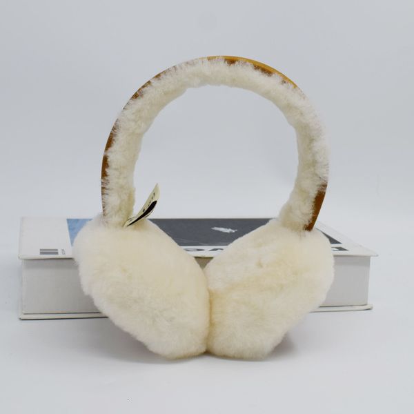 ear muffs wool warmer winter sheepskin for women men soft warm solid flap outdoor cold protection cover 230215, Blue;gray
ear muffs wool warmer winter sheepskin for women men soft warm solid flap outdoor cold protection cover 230215, Blue;gray