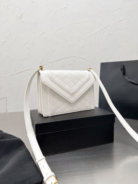 autumn and winter fashion women's bag yy designer's bag luxury one-shoulder handheld crossbody black and white splice fashion vers
autumn and winter fashion women's bag yy designer's bag luxury one-shoulder handheld crossbody black and white splice fashion vers