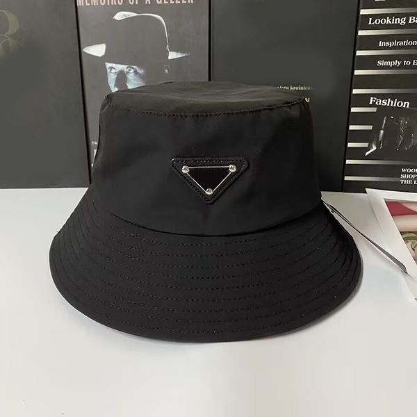mens womens designers bucket hat multi colors beach sun designer hats fashionable outdoor casual collapsible triangle letter luxury man caps, Blue;gray
mens womens designers bucket hat multi colors beach sun designer hats fashionable outdoor casual collapsible triangle letter luxury man caps, Blue;gray