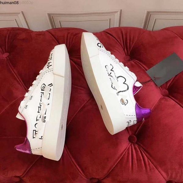 2023man shoes fashion women shoes men's leather lace up platform oversized sole sneakers white black casual hm8a0002, Red;white
2023man shoes fashion women shoes men's leather lace up platform oversized sole sneakers white black casual hm8a0002, Red;white